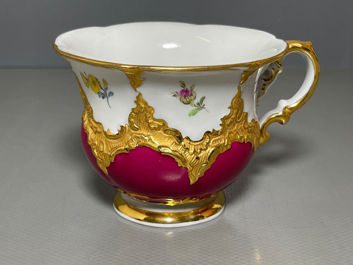 マイセン　Bフォーム　ワインレッドカップ＆ソーサー＆プレートセット　２級品