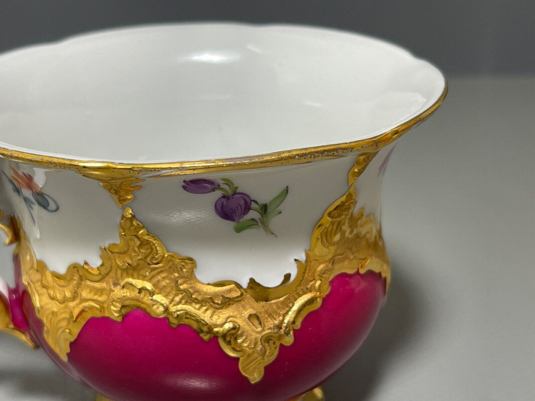 マイセン　Bフォーム　ワインレッドカップ＆ソーサー＆プレートセット　２級品