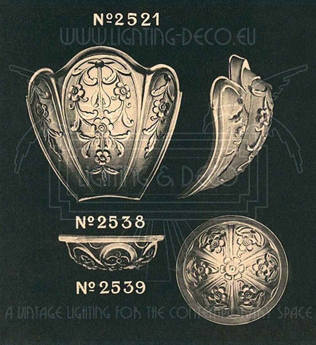 ラ・ラスレリー・ブリュッセロワーズ アールデコ調ブロンズとガラスの大型シャンデリア「ナクロクリスタル」