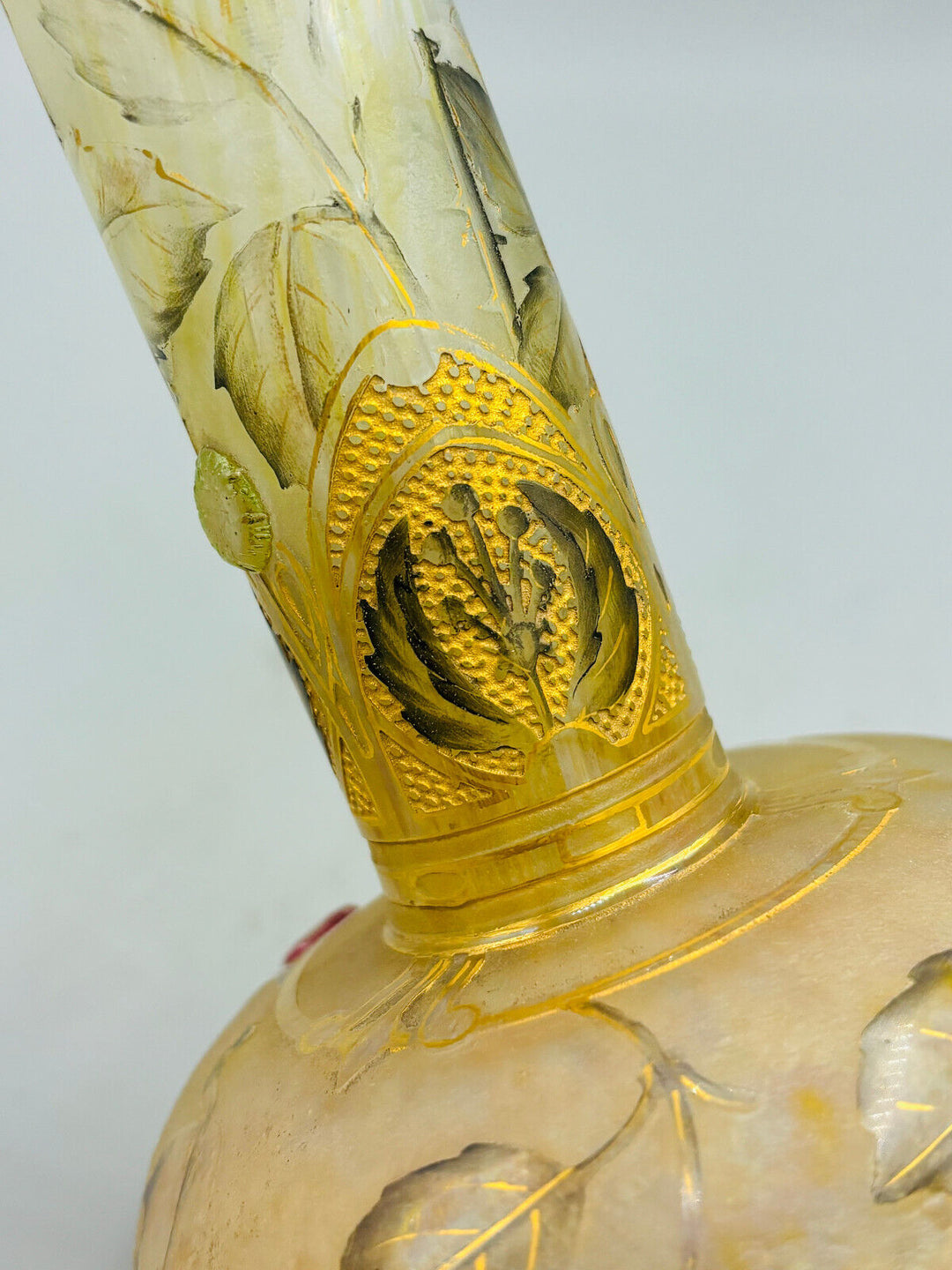 ドーム兄弟（ドームナンシー）バラとトンボが描かれた花瓶