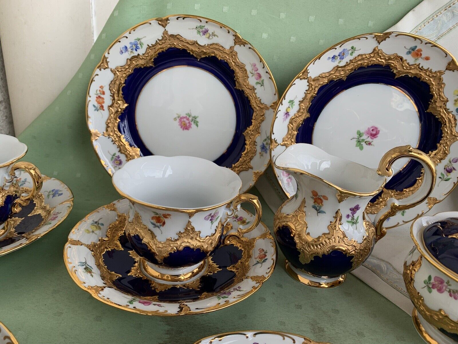 ★Grone様 【古マイセン】フルコバルト 金彩フラワーブーケ コーヒーセット② マイセン食器 Bフォーム コバルトブルーに小花とグランツゴールド