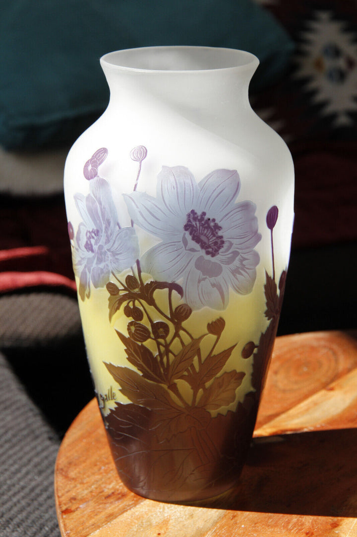 エミールガレ カモミールの花の花瓶 – アンティークテーブルウェア