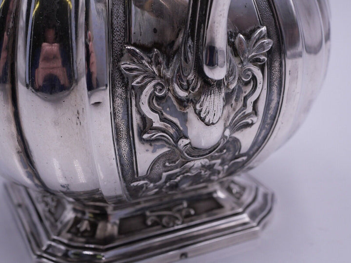 ピュイフォルカ純銀 スターリングシルバーのコーヒーポット  ゴシック様式