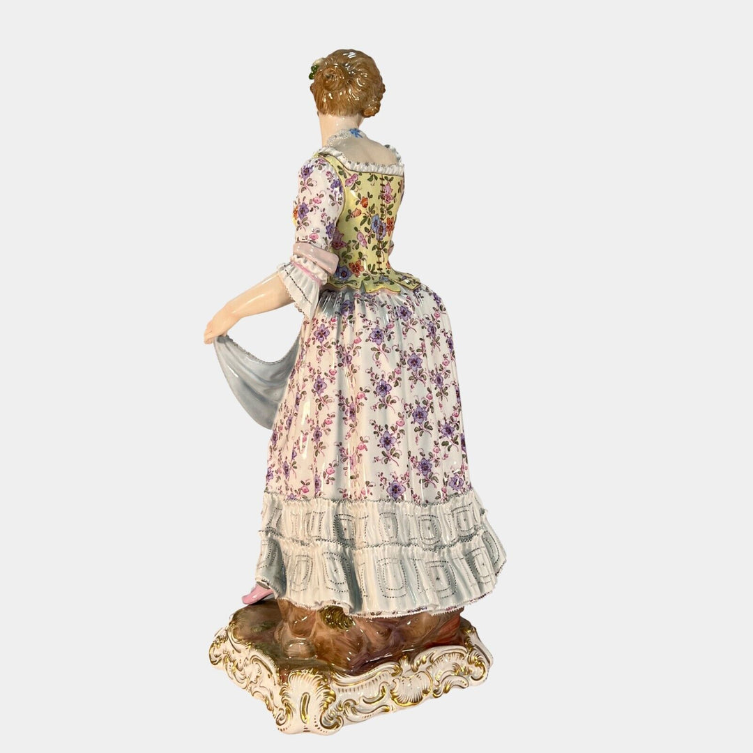 マイセン人形（フィギュア） 立っている女性 大型 19世紀