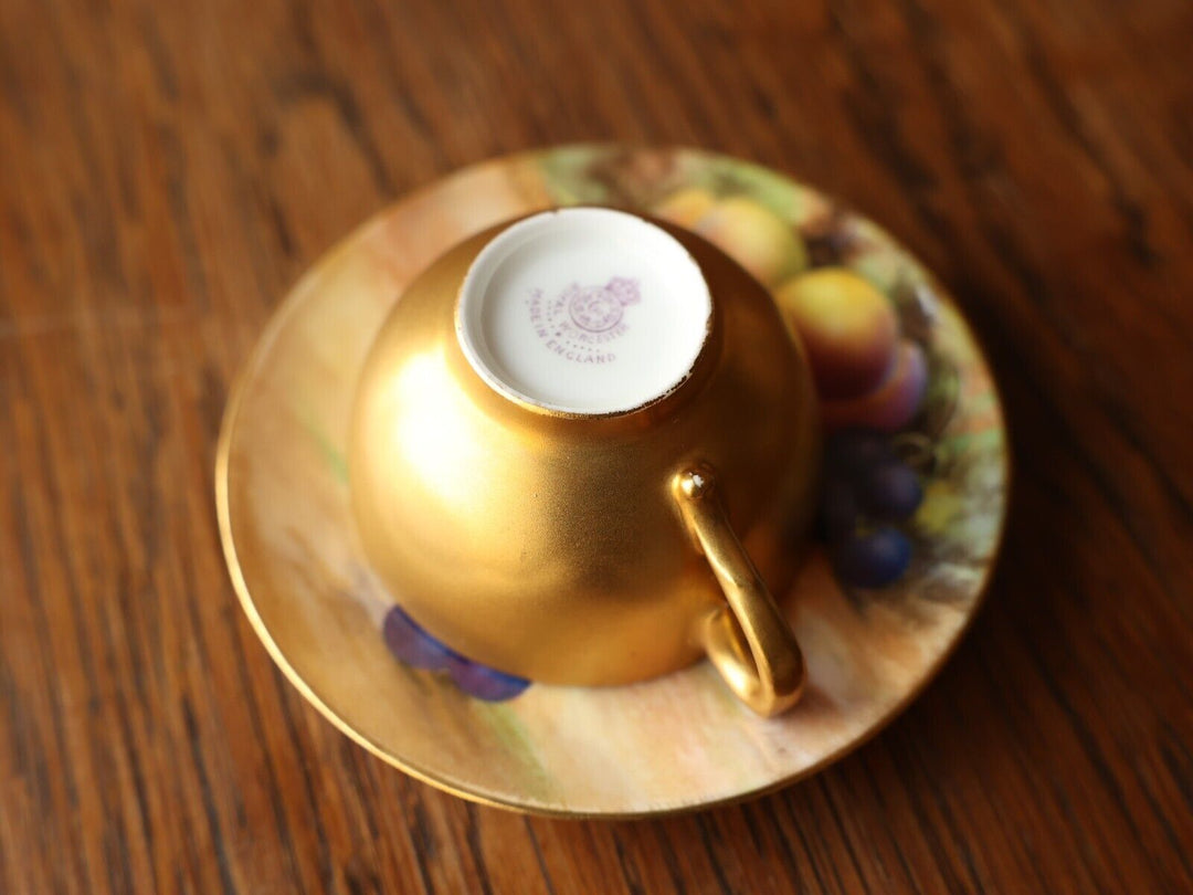 ロイヤルウースター フルーツ柄のカップ＆ソーサー イギリス 1926年頃