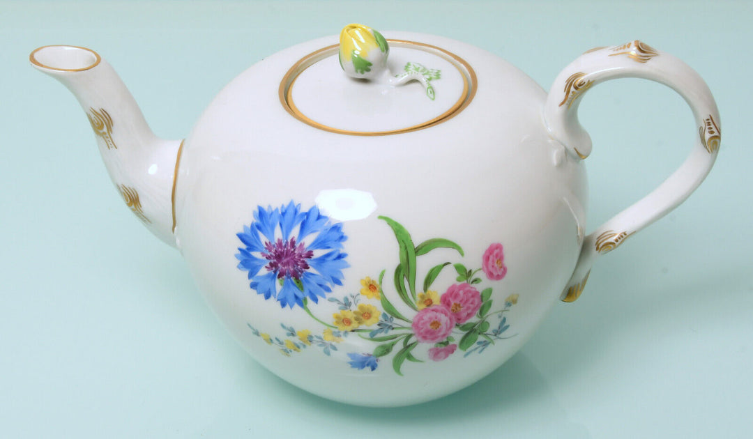 マイセン食器 ３つ花が描かれたティーセット（6人用）
