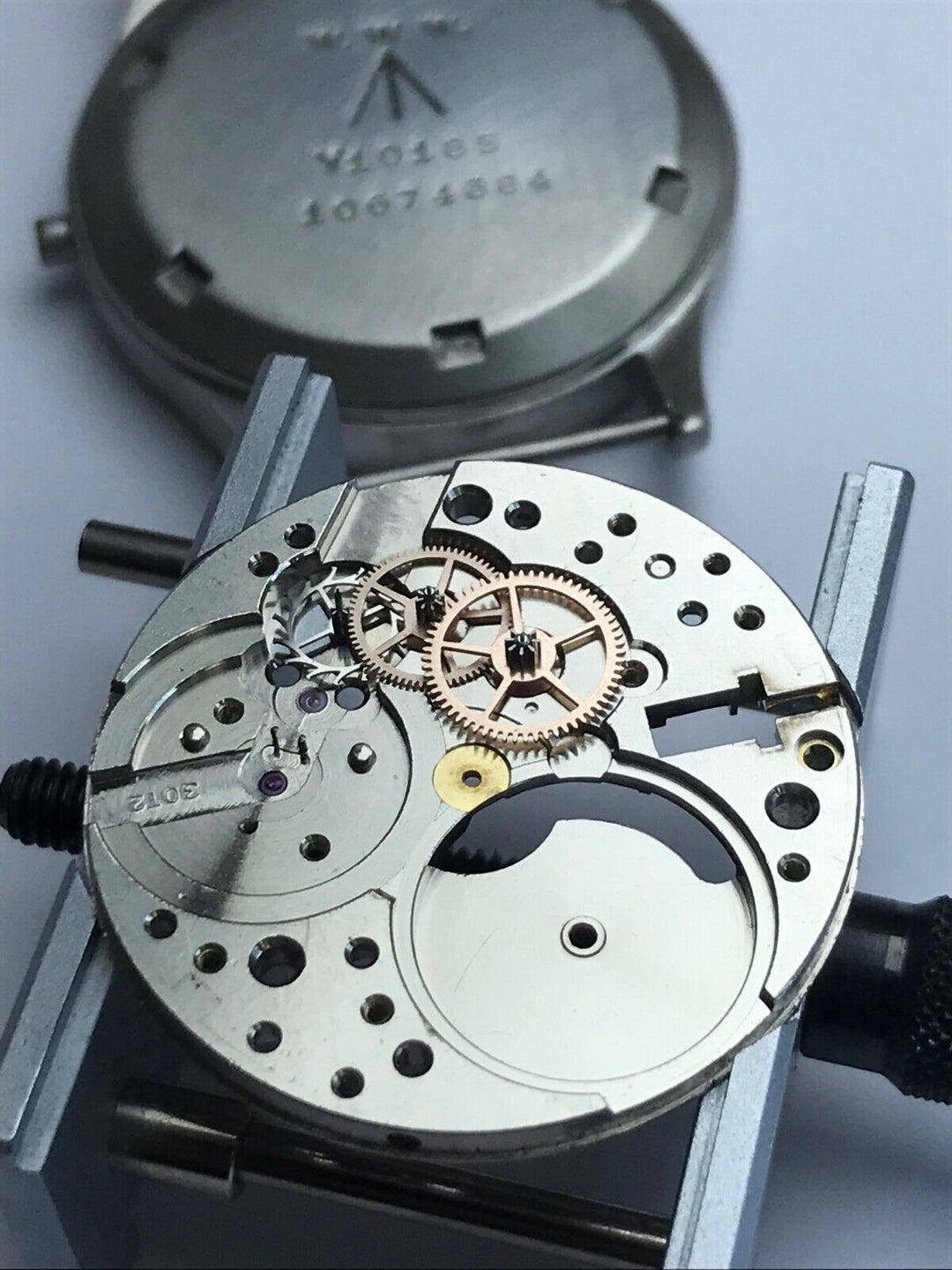 オメガ WW2 ダーティーダースウォッチ cal.30T2  希少な「VB」文字盤