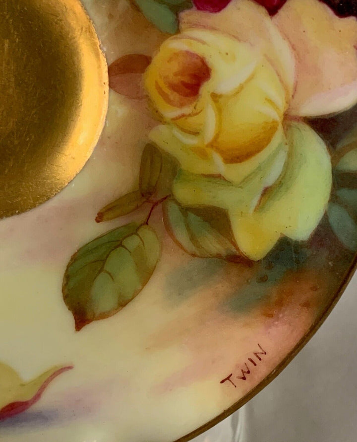 ロイヤルウースター 薔薇の手描きのデミタスカップ＆ソーサー 1919年頃