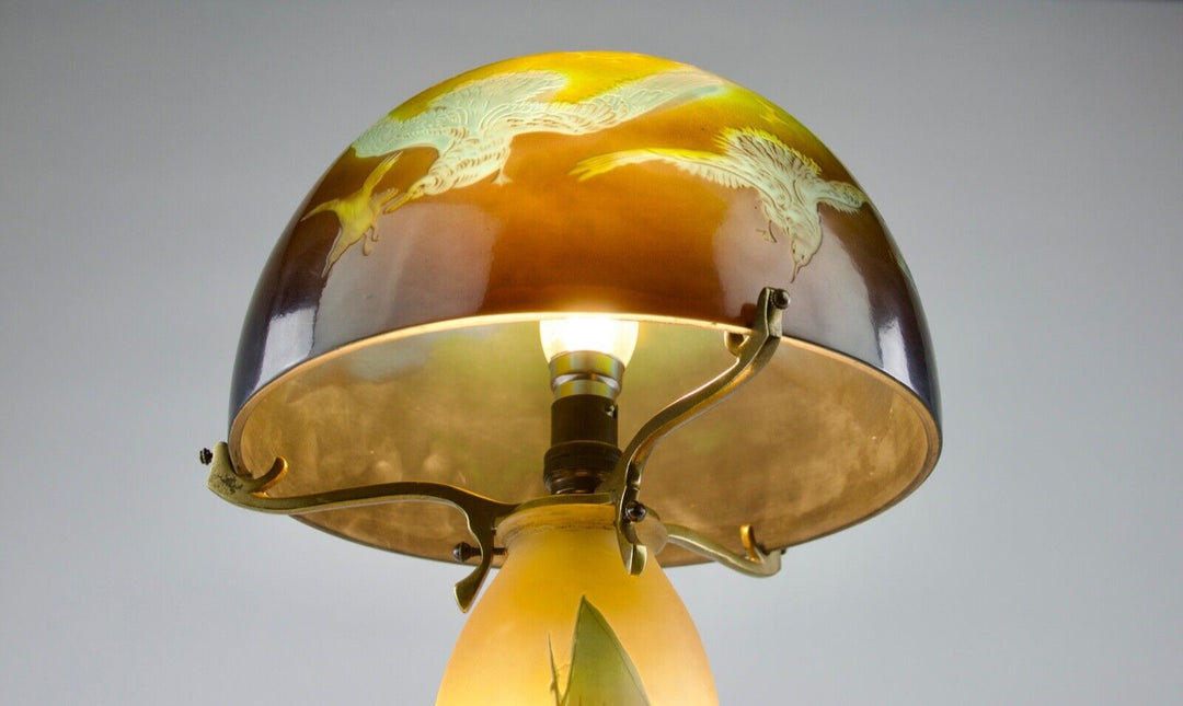 エミールガレ 「カモメと帆船」のアールヌーボー時代のアンティークテーブルランプ 1910年頃の作品