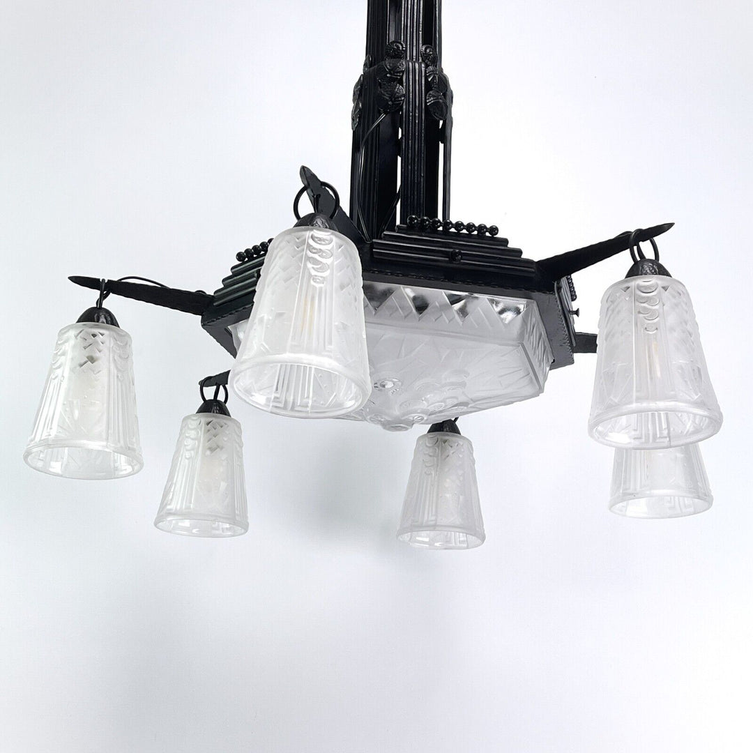 ミューラー兄弟 錬鉄製のアールデコ調シャンデリア アールデコシャンデリア