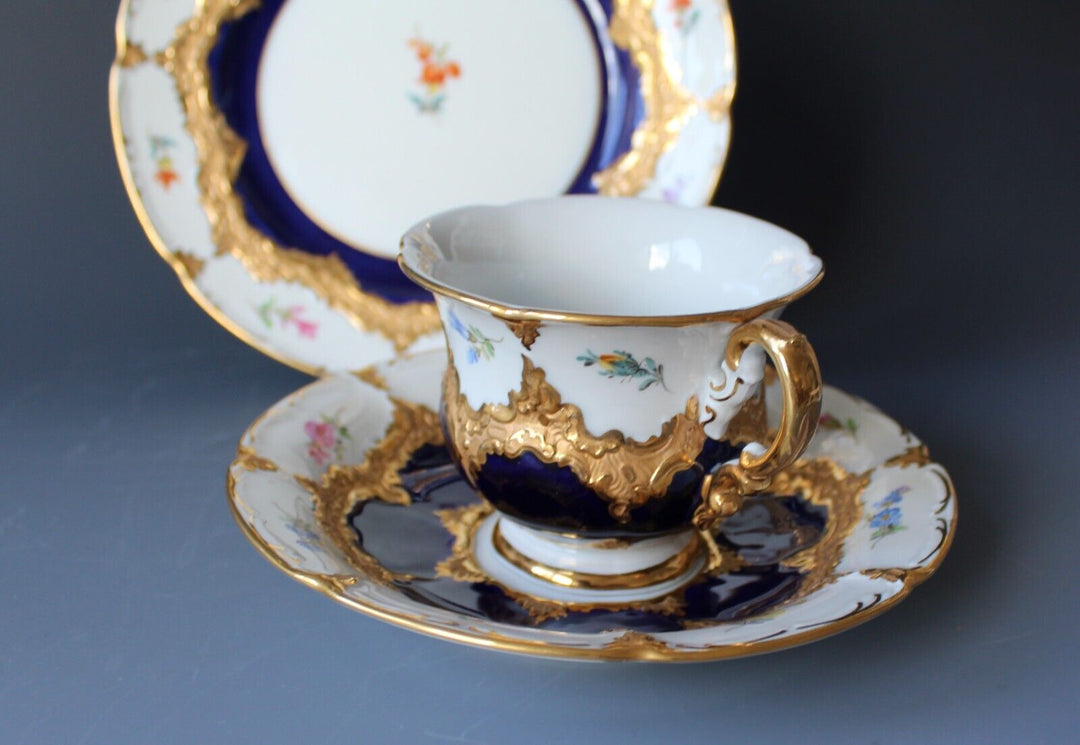 マイセン　Bフォーム　ネイビーカップ＆ソーサー＆プレートセット　２