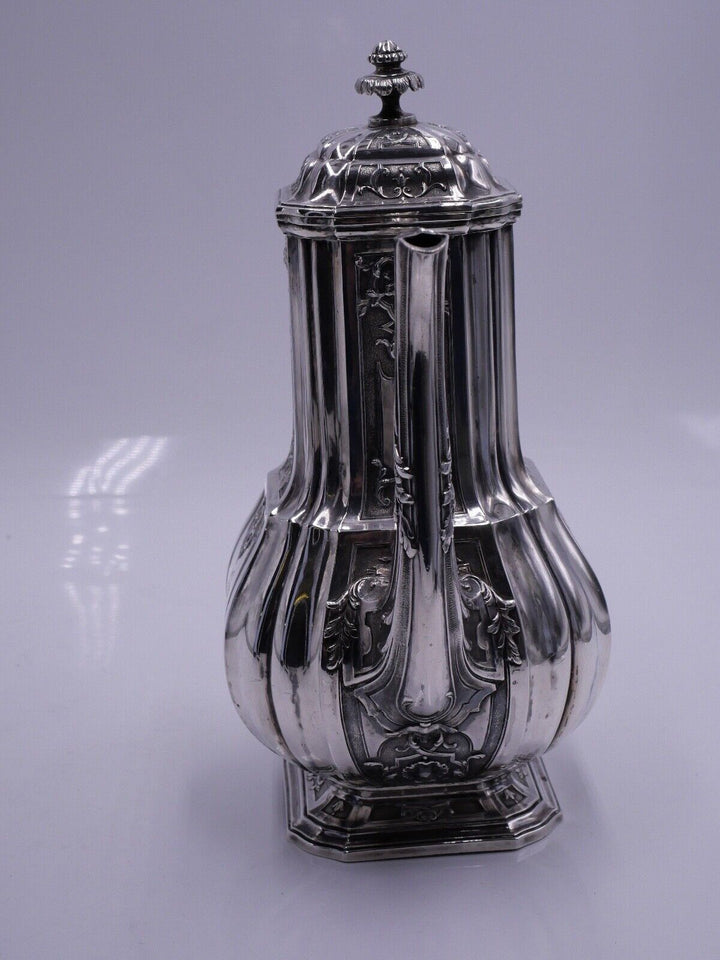 ピュイフォルカ純銀 スターリングシルバーのコーヒーポット  ゴシック様式