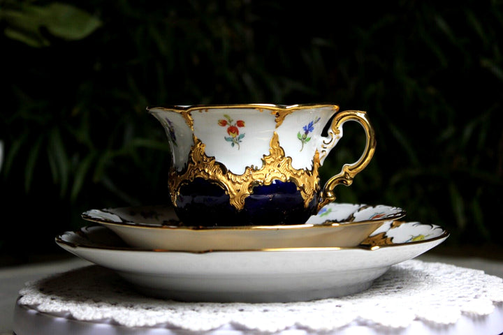 マイセン Bフォーム 花の絵が散りばめられたコバルトブルーの金縁コーヒーセット2