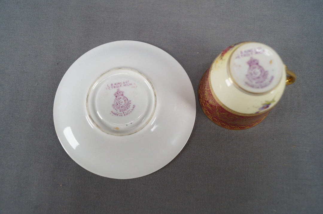 ロイヤルウースター 手描きサイン入りバーカー レッドフローラル＆ゴールド カップ＆ソーサー A