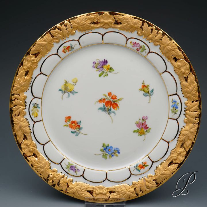 マイセンカップ　Xフォーム　カップ＆ソーサー＆プレート１