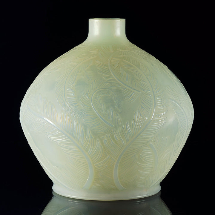 20世紀初頭 ルネ・ラリック フランス アールデコ調花瓶  「プリューム」