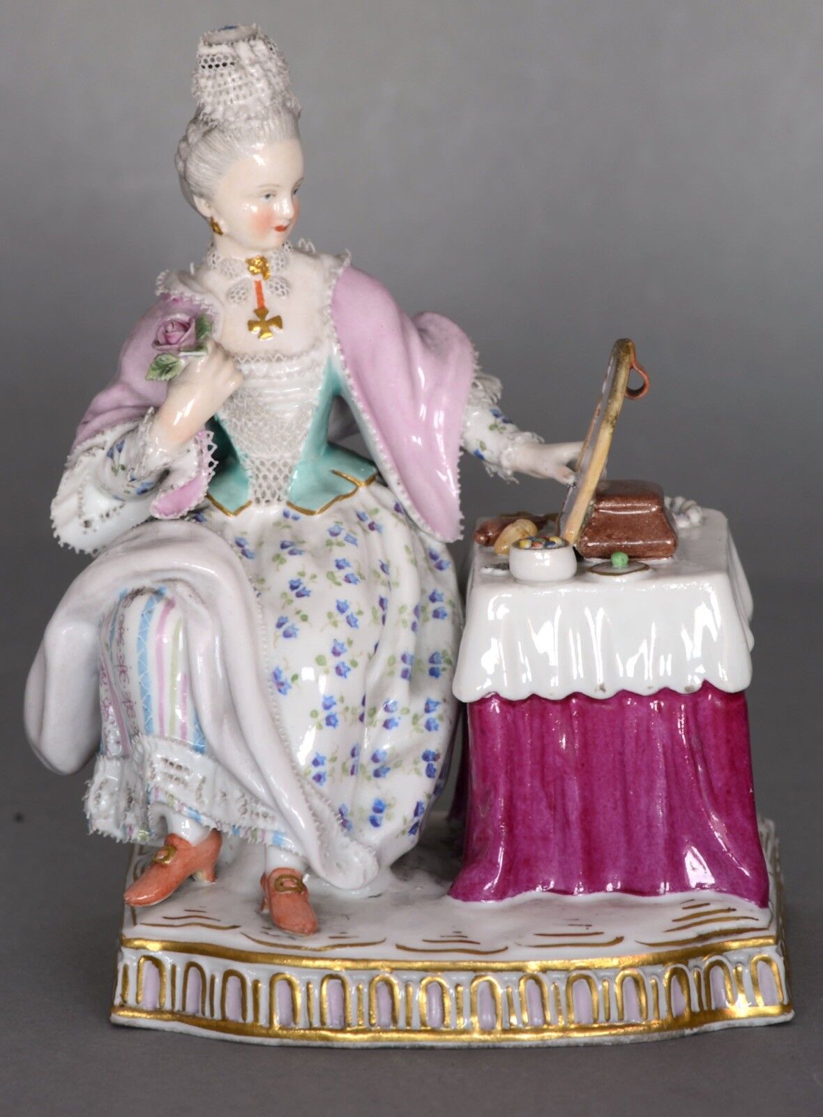 マイセン人形（フィギュリン） 「五感の寓意」シリーズ5点セット 1850