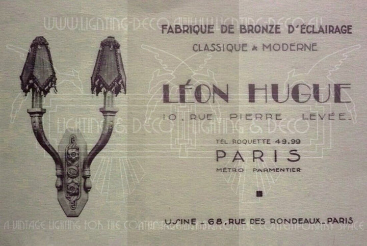 レオン・ユゲ、ドゥゲ アールデコ調シャンデリア シルバーメッキブロンズと型押しガラスのペンダントライト