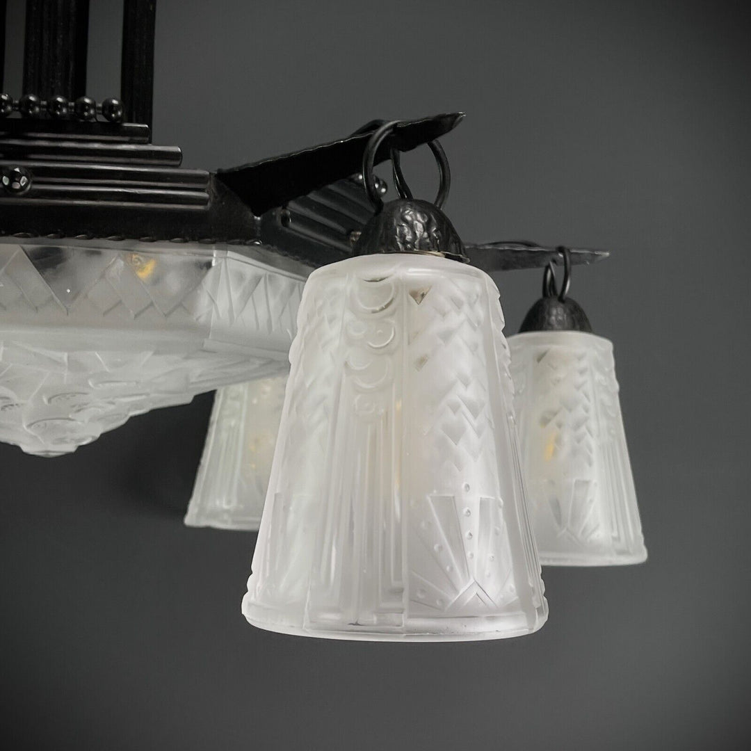 ミューラー兄弟 錬鉄製のアールデコ調シャンデリア アールデコシャンデリア