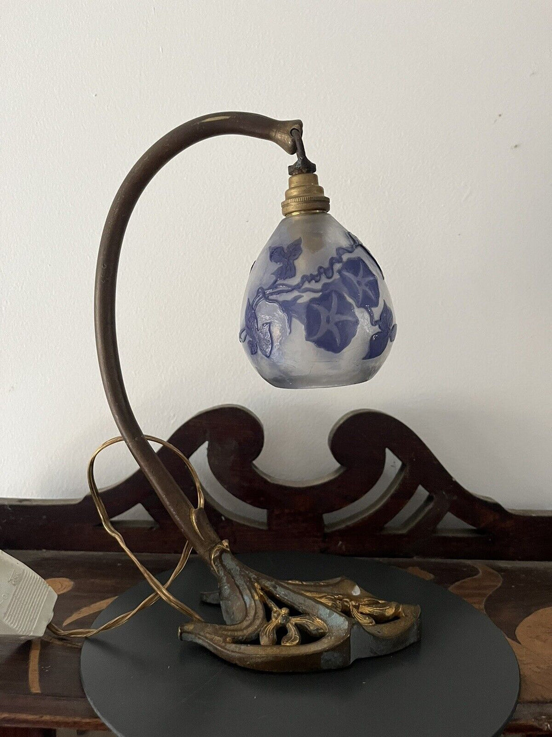 エミールガレ 朝顔が描かれたテーブルランプ アールヌーボー期の作品