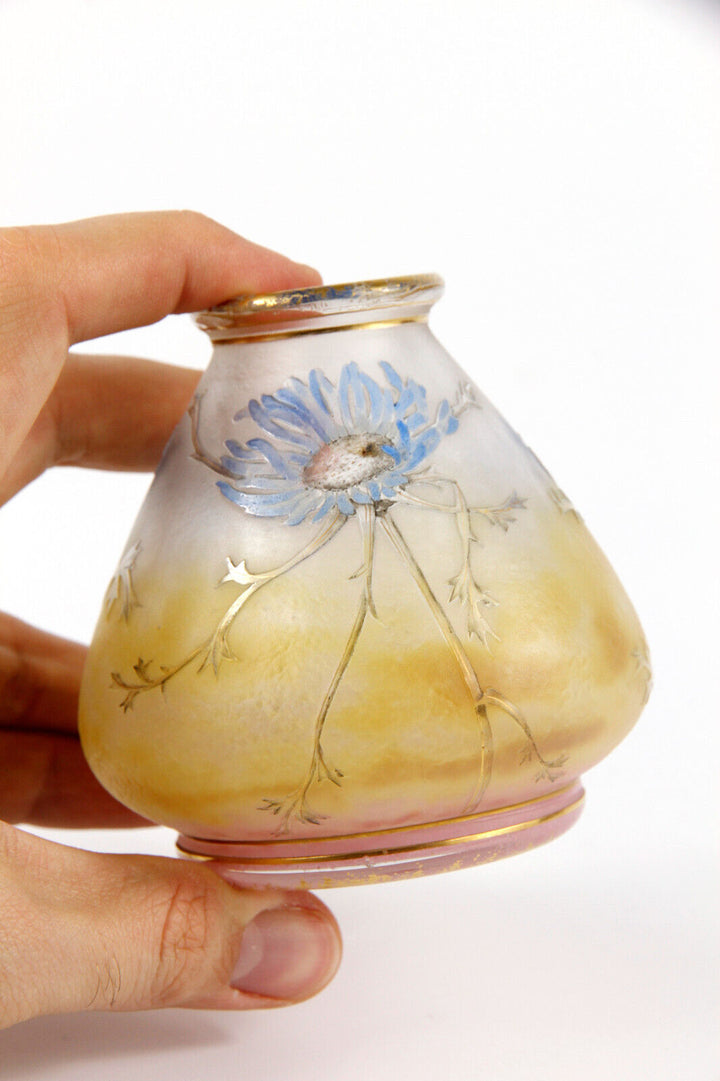 ドームナンシー（ドーム兄弟）アザミの花が描かれた金彩の小花瓶
