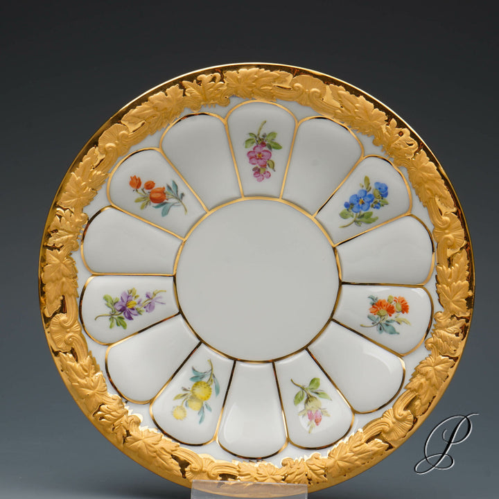 マイセンカップ　Xフォーム　カップ＆ソーサー＆プレート１