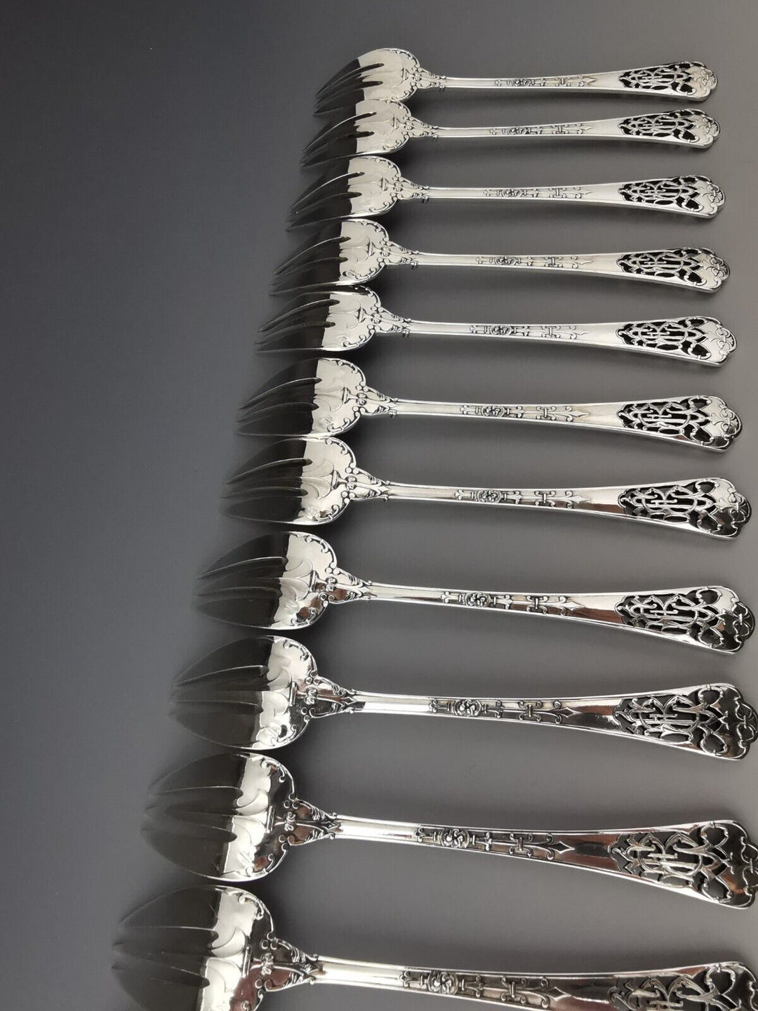 ピュイフォルカ シルバー オイスターフォーク6本セット フェール・ド・ランス モデル