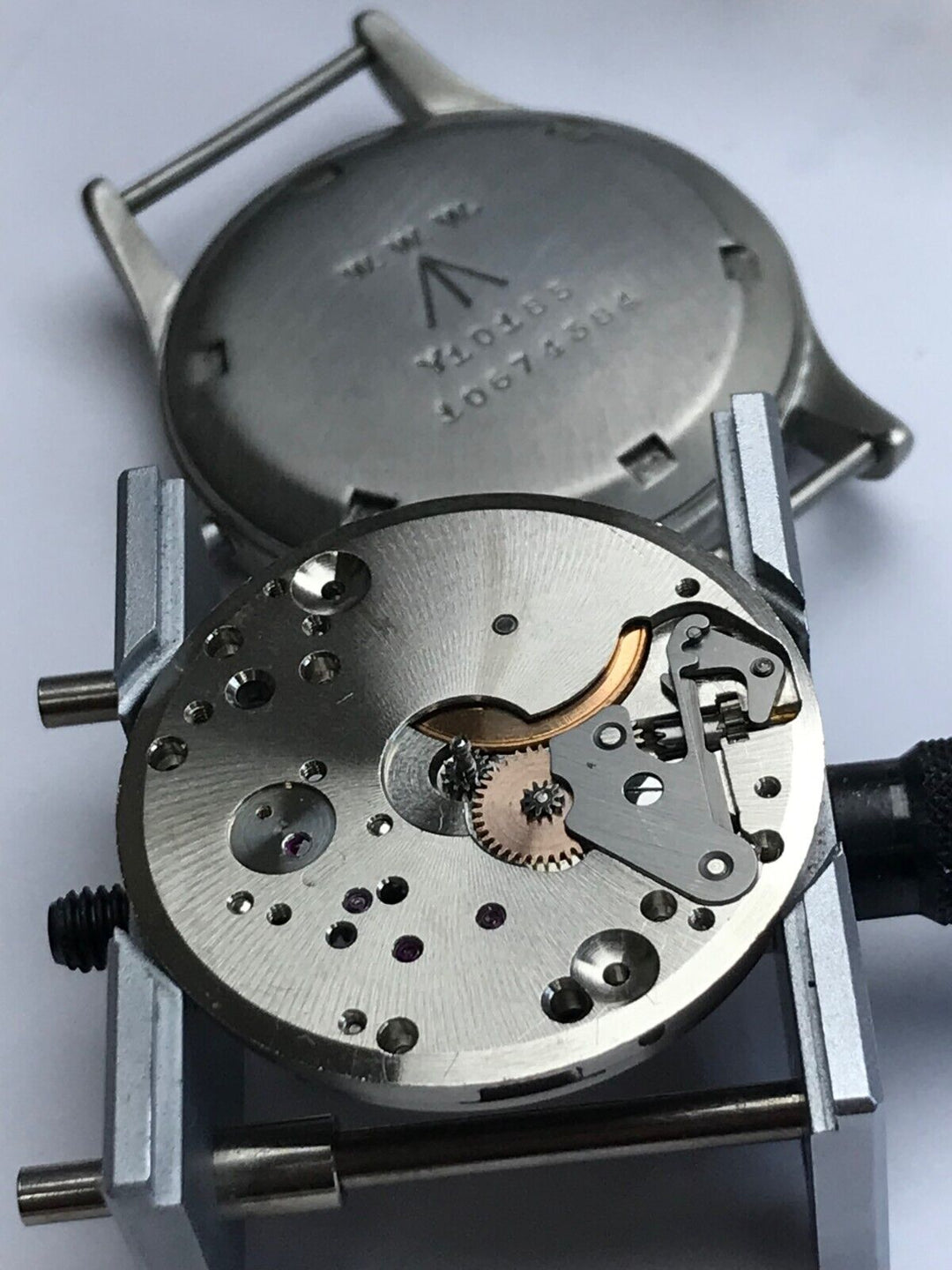 オメガ WW2 ダーティーダースウォッチ cal.30T2  希少な「VB」文字盤