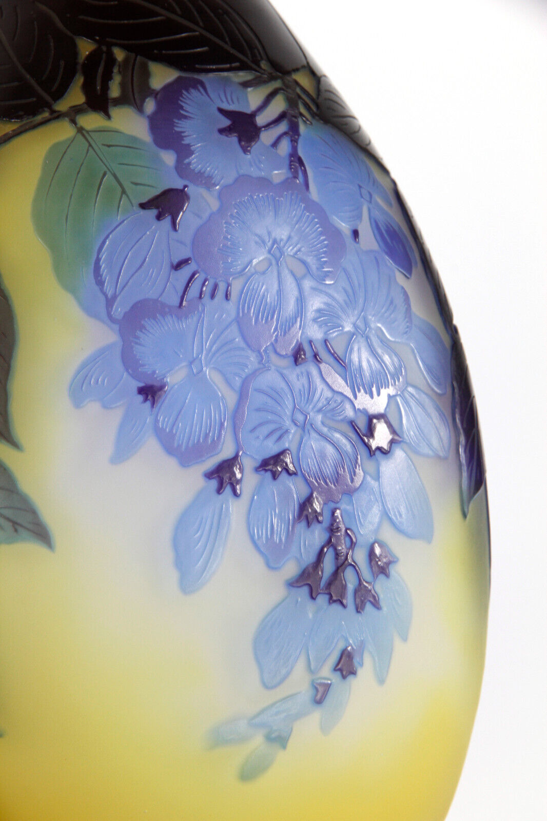エミールガレ 藤の花が描かれた花瓶 アールヌーボー 1925年頃の作品