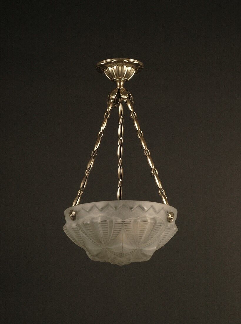 銀色の真鍮と型押しガラスのアールデコ調吊りランプ