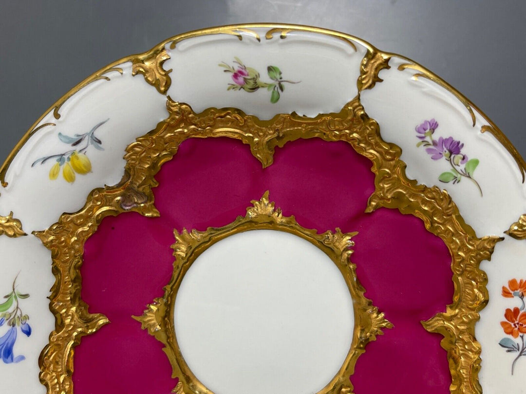 マイセン　Bフォーム　ワインレッドカップ＆ソーサー＆プレートセット　２級品