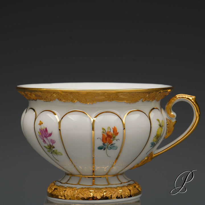 マイセンカップ　Xフォーム　カップ＆ソーサー＆プレート２