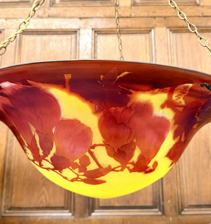 エミール・ガレ - 大型天井照明器具またはマグノリア装飾のバスクシャンデリア アール・ヌーヴォー様式