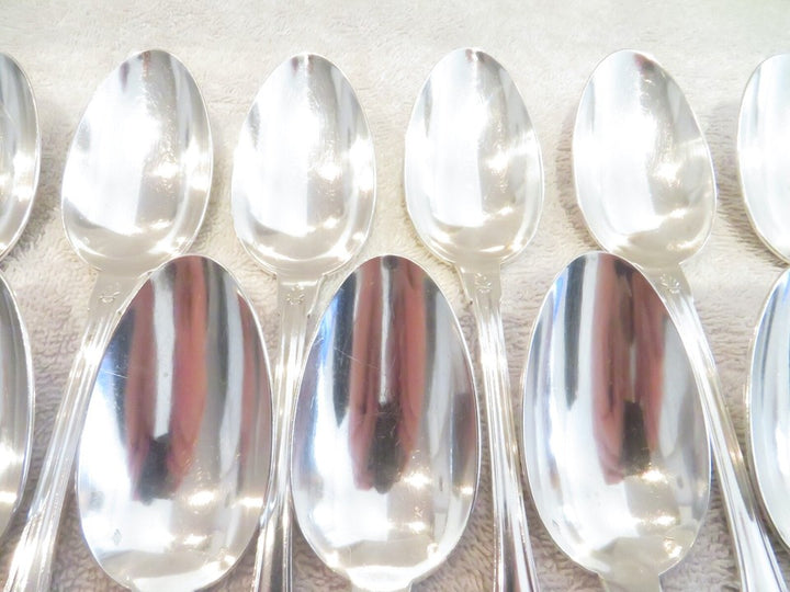 ピュイフォルカ ゴージャスな1900年製フレンチ950シルバー24ピース デザートカトラリーセット エンパイアスタイル