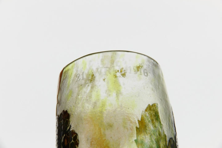 ドーム兄弟（ドームナンシー）ブラックベリーと枯葉の花瓶