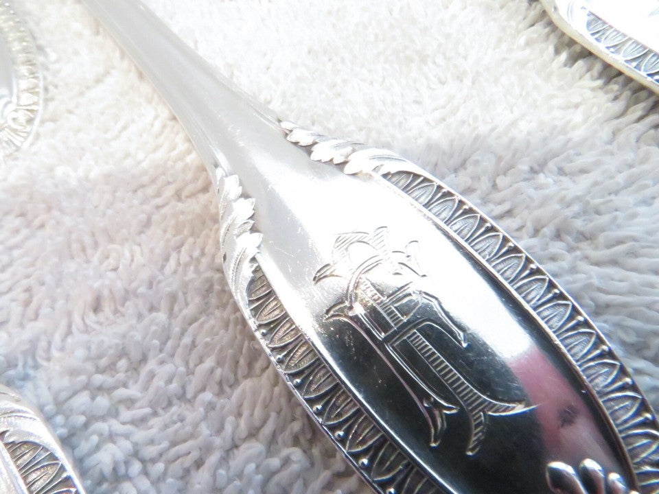 ピュイフォルカ ゴージャスな1900年製フレンチ950シルバー24ピース デザートカトラリーセット エンパイアスタイル