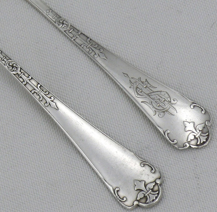 ピュイフォルカ フェール・ド・ランス・ア・クエ・ド・ラットモデル、デザート用カトラリー6点セット、ミネルヴァ銀製