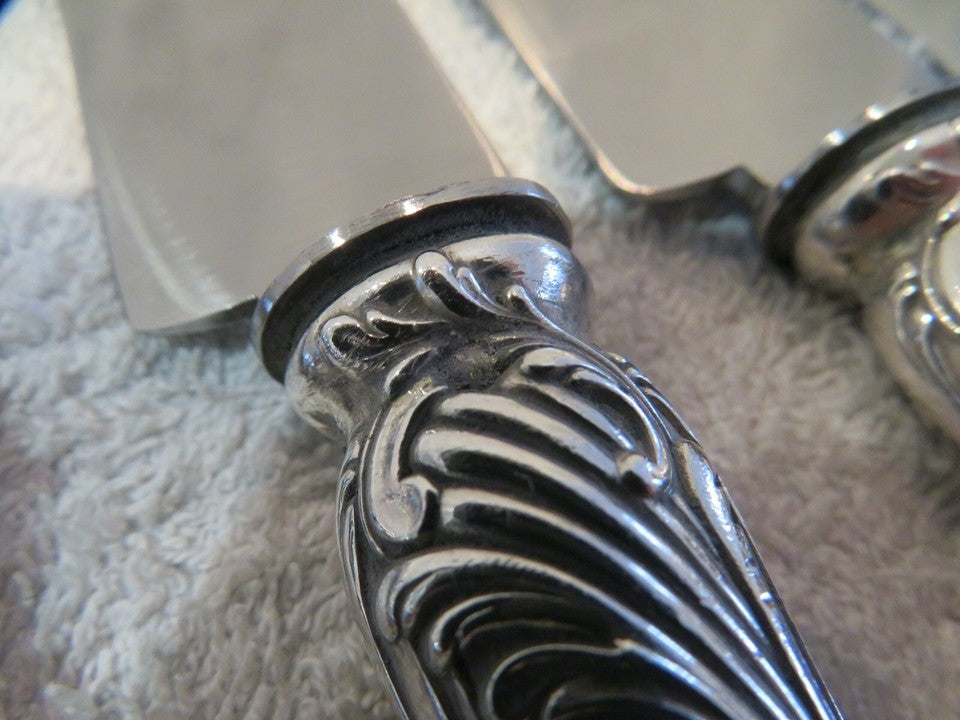 ピュイフォルカ 壮大なヴィンテージフレンチ950シルバー ディナーナイフ12点 ロココ様式