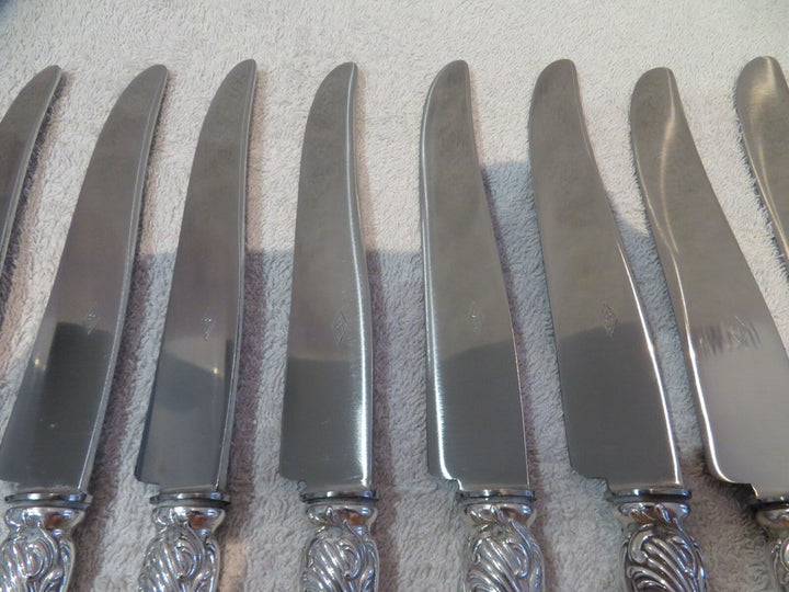 ピュイフォルカ 壮大なヴィンテージフレンチ950シルバー ディナーナイフ12点 ロココ様式