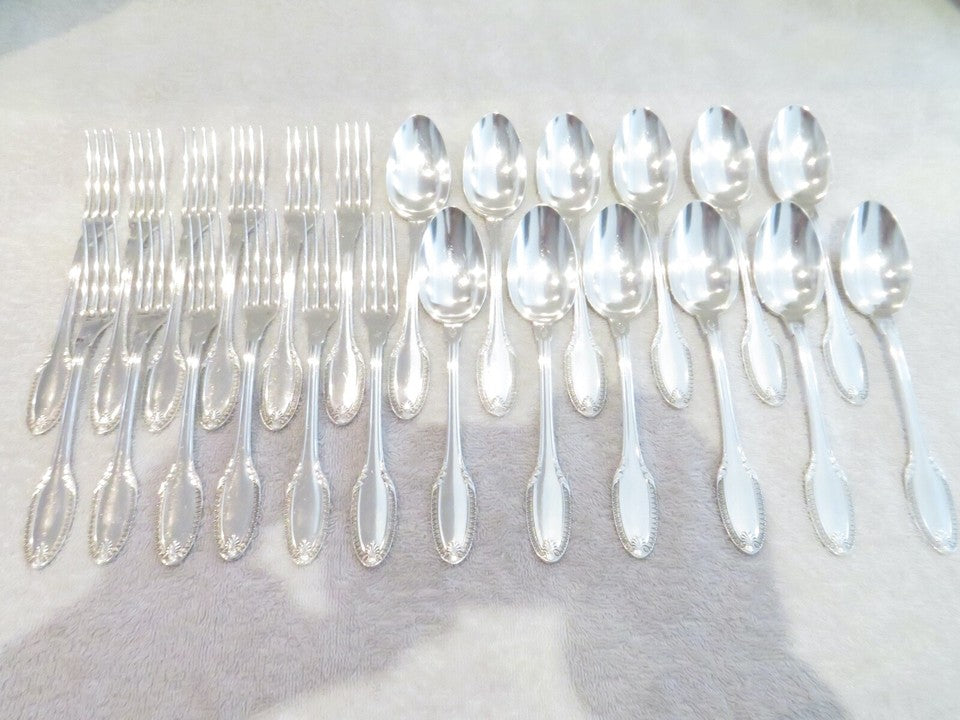 ピュイフォルカ ゴージャスな1900年製フレンチ950シルバー24ピース デザートカトラリーセット エンパイアスタイル