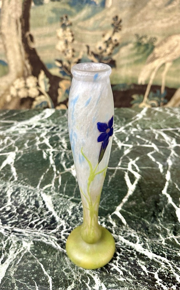 ドーム兄弟 ゲンチアナの装飾が施された珍しい花瓶、アール・ヌーヴォー様式