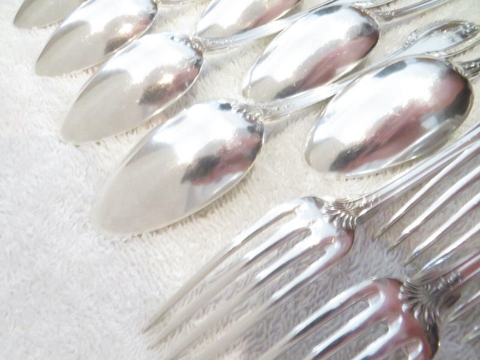 ピュイフォルカ ゴージャスな1900年製フレンチ950シルバー24ピース デザートカトラリーセット エンパイアスタイル