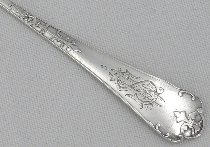 ピュイフォルカ フェール・ド・ランス・ア・クエ・ド・ラットモデル、デザート用カトラリー6点セット、ミネルヴァ銀製