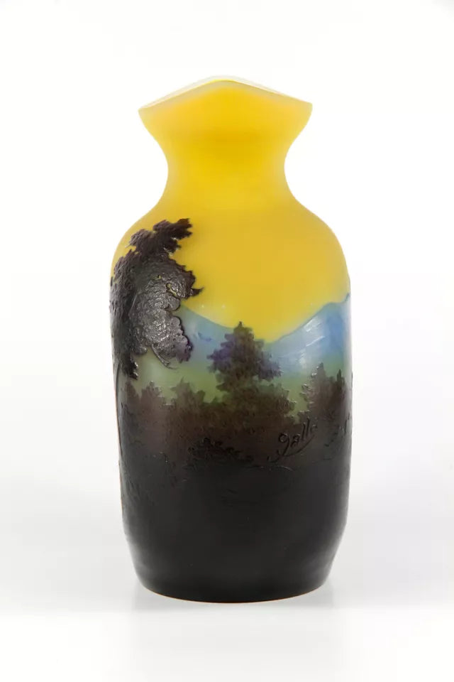 エミールガレ アルプスの湖畔の風景が描かれた花瓶 – アンティーク