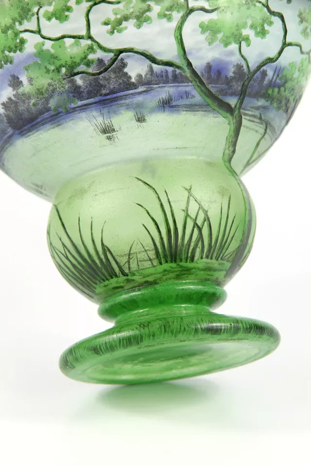 ドーム兄弟（ドームナンシー）四季を感じる湖畔の風景が描かれた花瓶