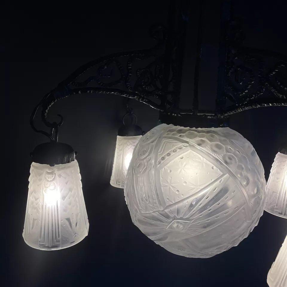 ミューラー兄弟 アールデコ調 鍛鉄製吊り下げ式シャンデリア