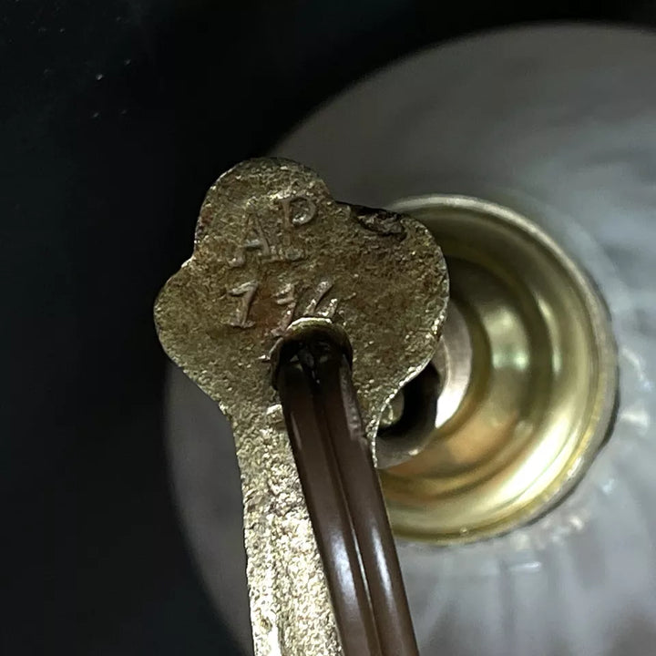 ミューラー兄弟 ピンク/白/薄紫のシャンデリア