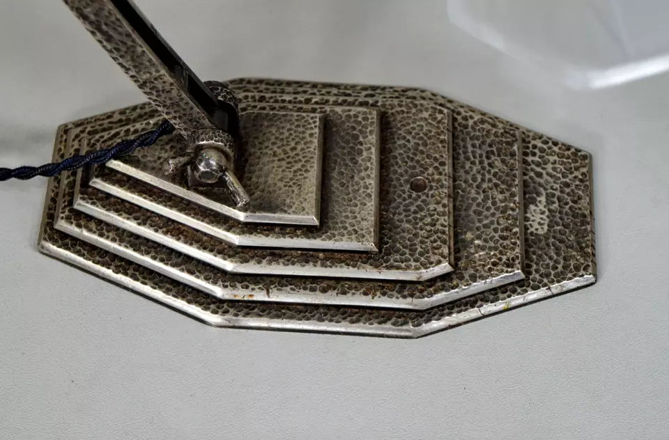 ミューラー兄弟 アールデコ調テーブルランプ（白色、グースネック、建築的デザイン）