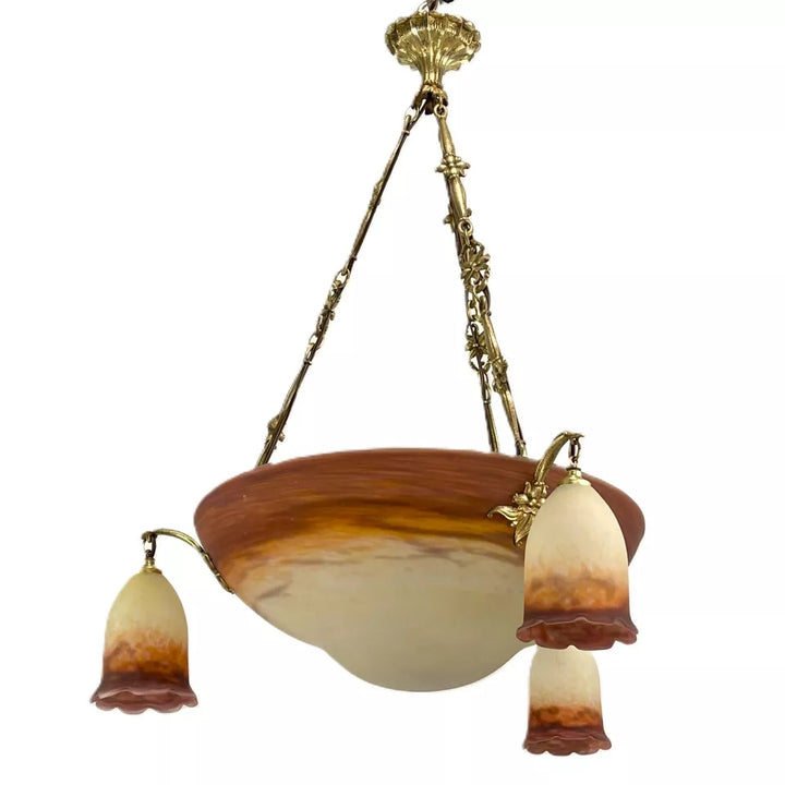 ミューラー兄弟 ピンク/白/薄紫のシャンデリア