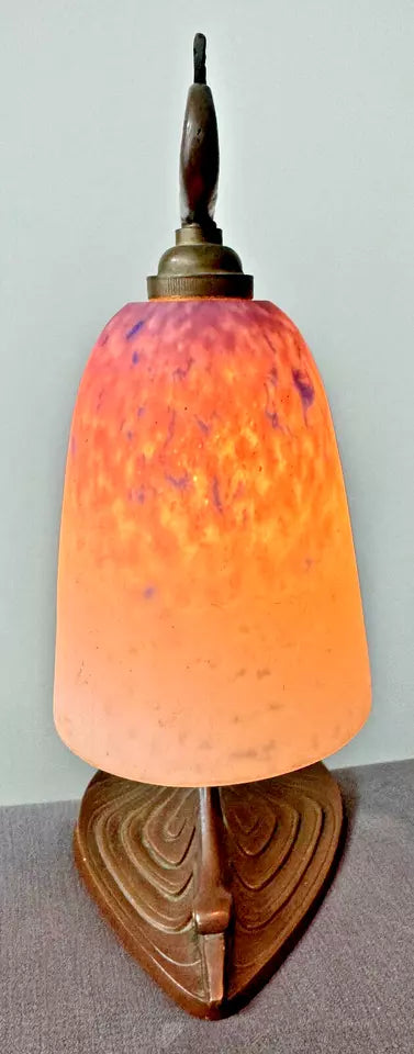 シュナイダー兄弟 魚モチーフ ガラスシェードテーブルランプ （ブロンズ製台座）